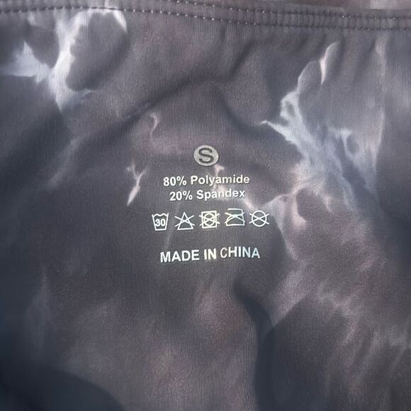 Danskin Women's Signature High Waisted Legging, black Wash, Small - Picture 5 of 7